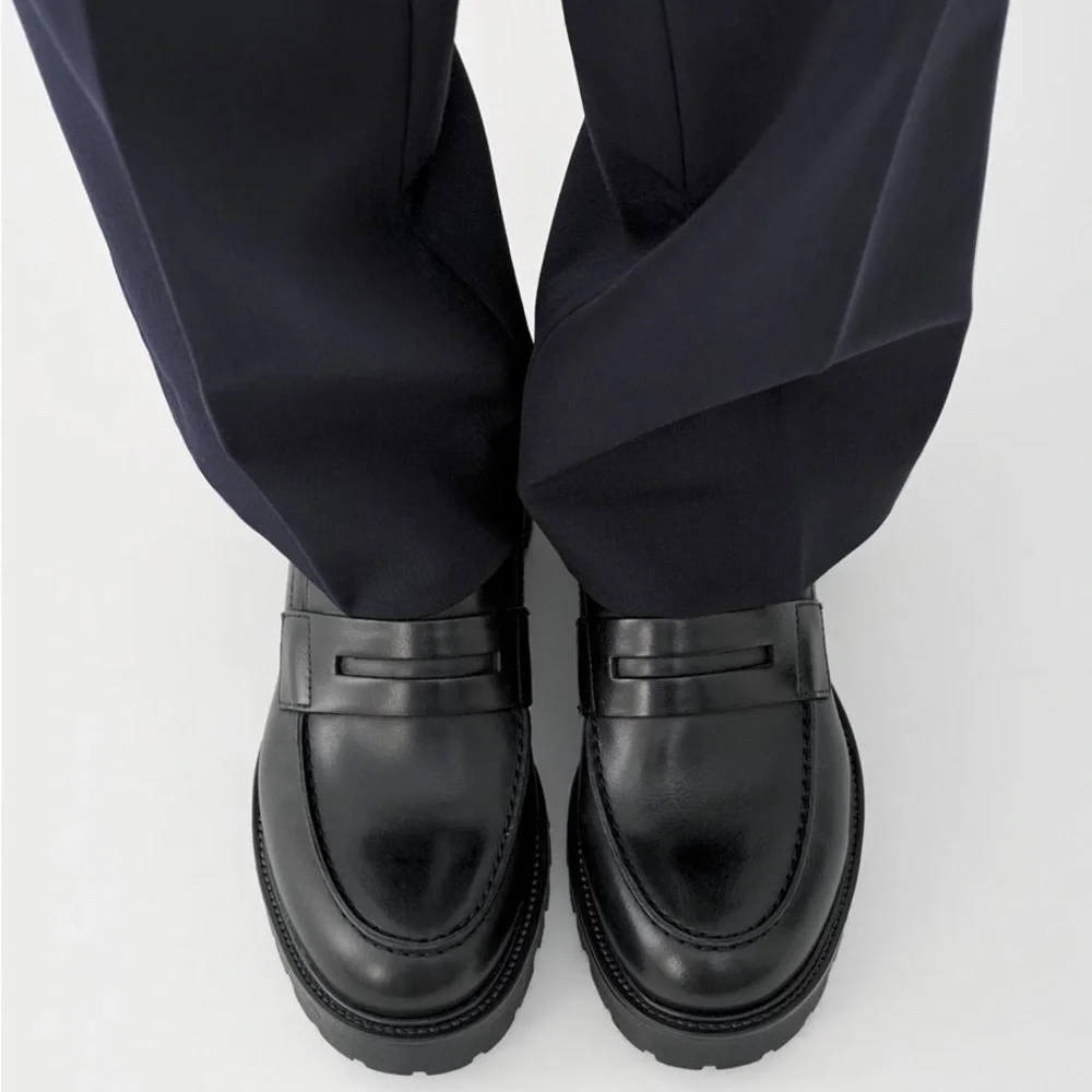 Vagabond Black Leather Women's Penny Loafers - Picture 1 of 5